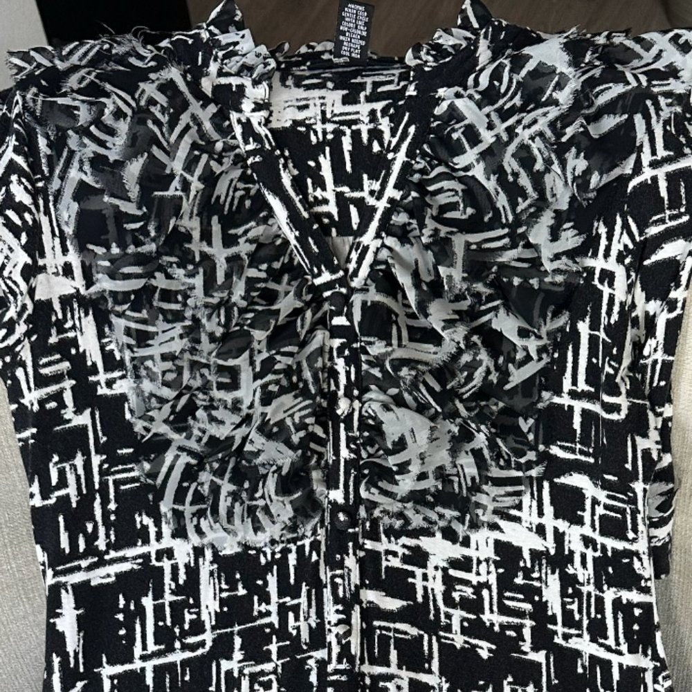 Black/White, Ruffled Tunic | Alfani (Size: M)
